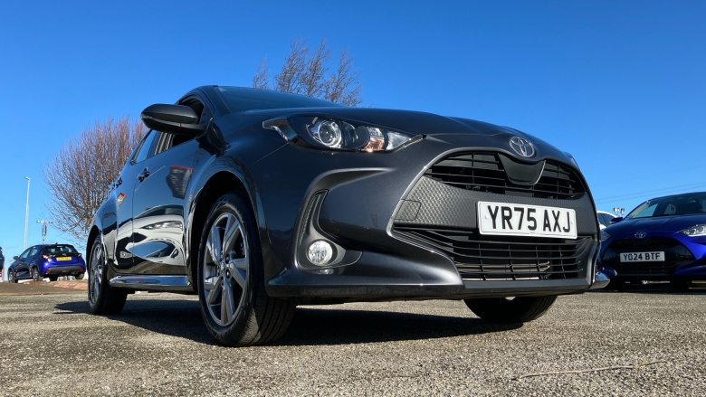 Toyota Yaris 1.5 Hybrid Icon 5dr CVT Hybrid Hatchback